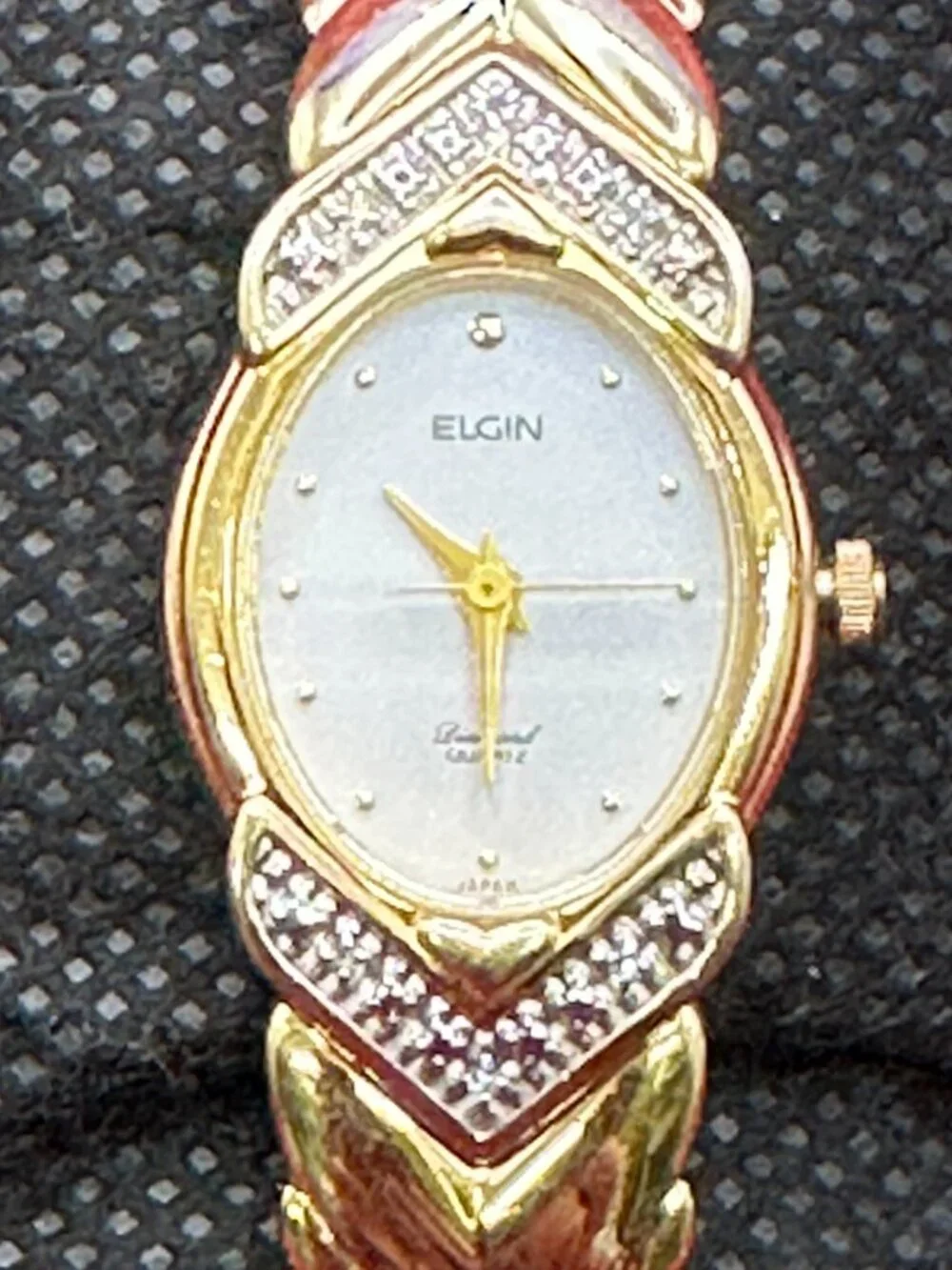 VTG Elgin Diamond Quartz Gold-Tone Watch.  Fresh Battery